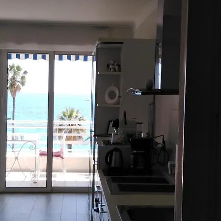 Le Palais Du Tropique Vue 5é étage Avec Ascenseur * Juan-les-Pins